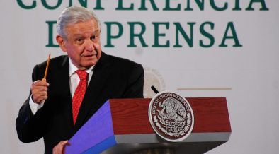 AMLO propone reforma para que el Sistema Nacional Anticorrupción opere con menos estructura y recursos | Latinus