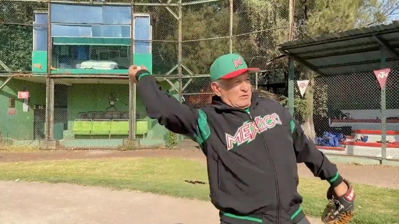 AMLO salió de Palacio Nacional para practicar beisbol a 4 días de su cateterismo | Proceso