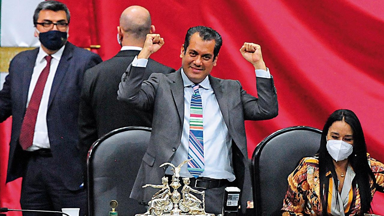 Reinterpretar la ley, la artimaña de la 4T para brincar la veda electoral | Proceso