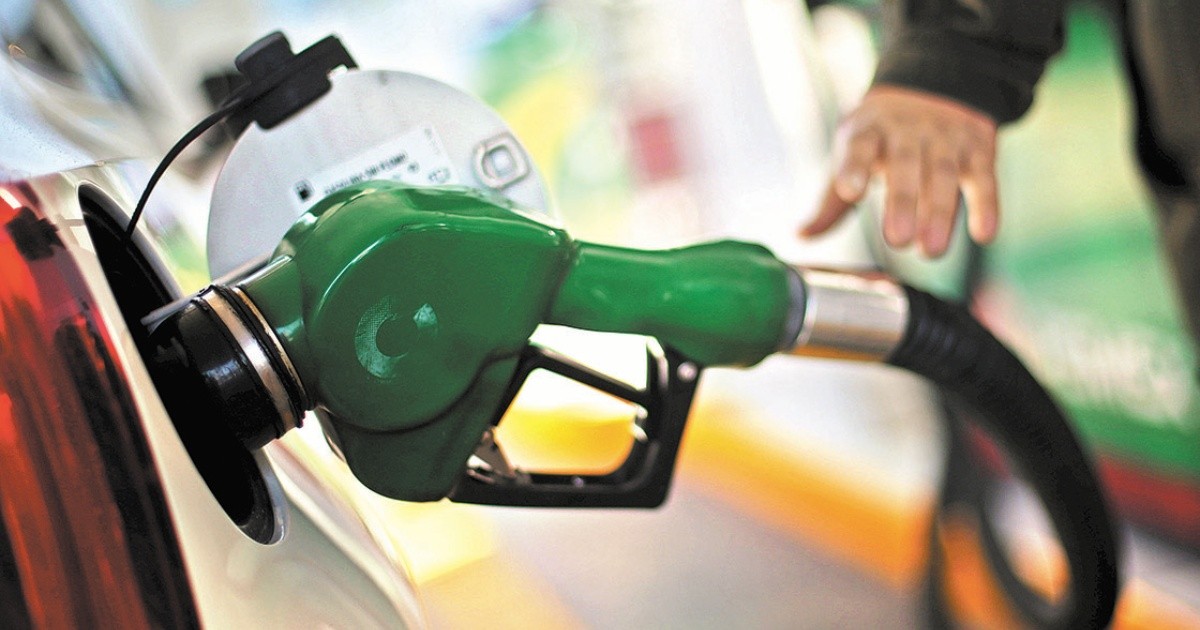 Excedentes petroleros, insuficientes para cubrir estímulos a gasolinas | El Economista 