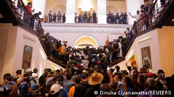 Multitud invade residencia del presidente de Sri Lanka | DW