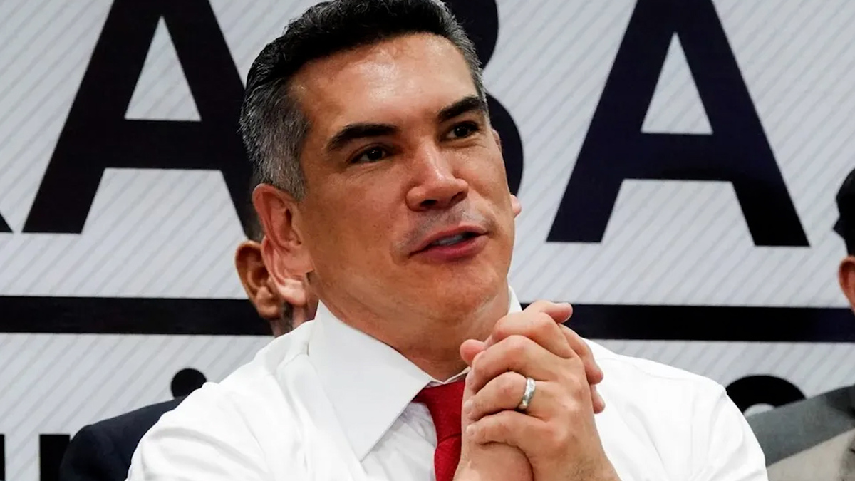 Alejandro Moreno, retenido en AICM; acusa persecución | Milenio 