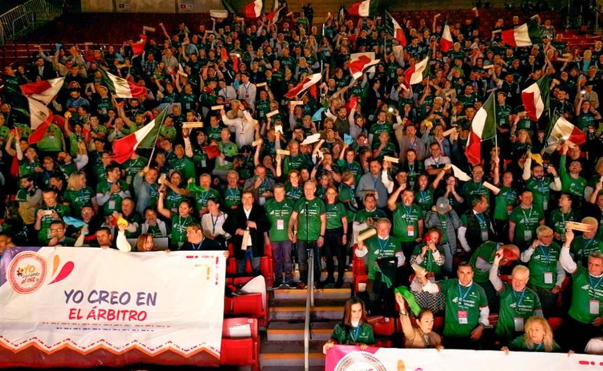 Desde el estadio Akron, Coparmex lanza la campaña #Yo Defiendo al INE | El Universal