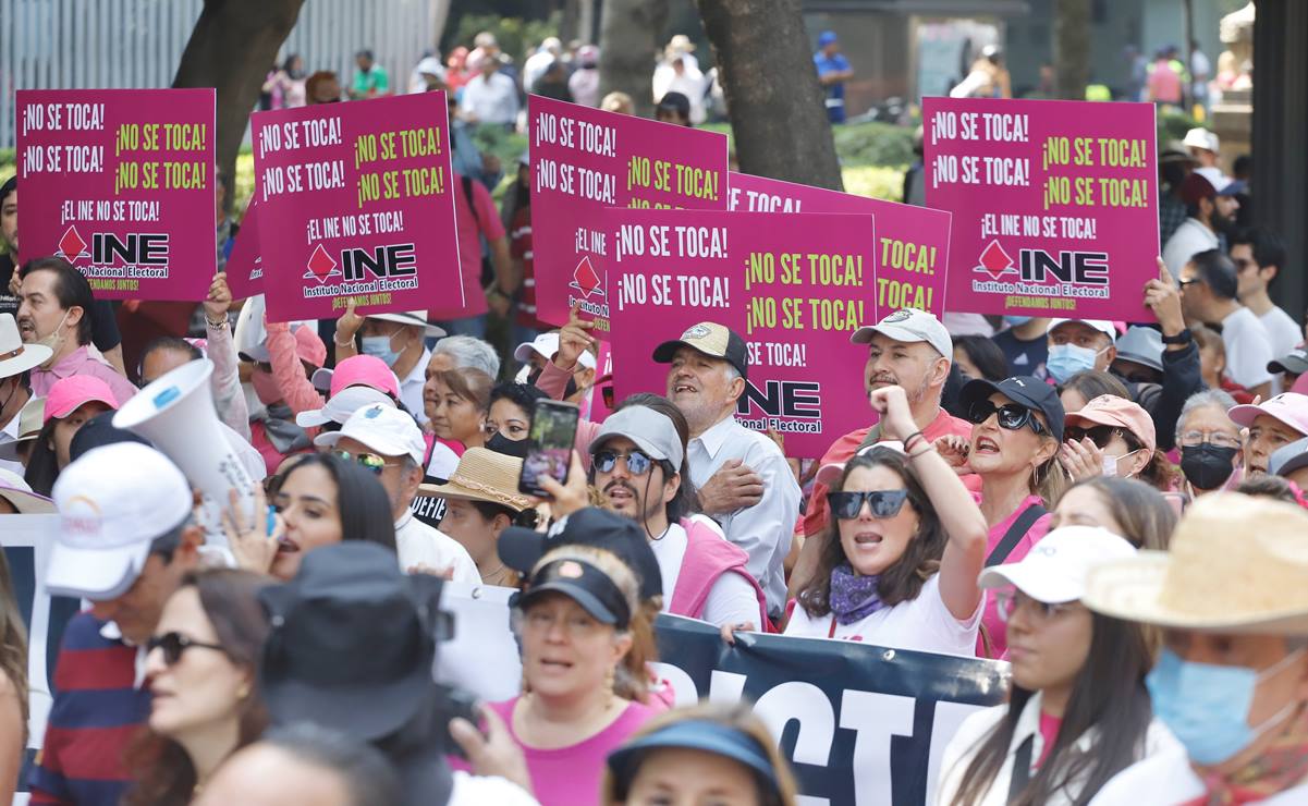 Opositores a reforma electoral convocan a «marea rosa» mismo día que marcha de AMLO | El Universal