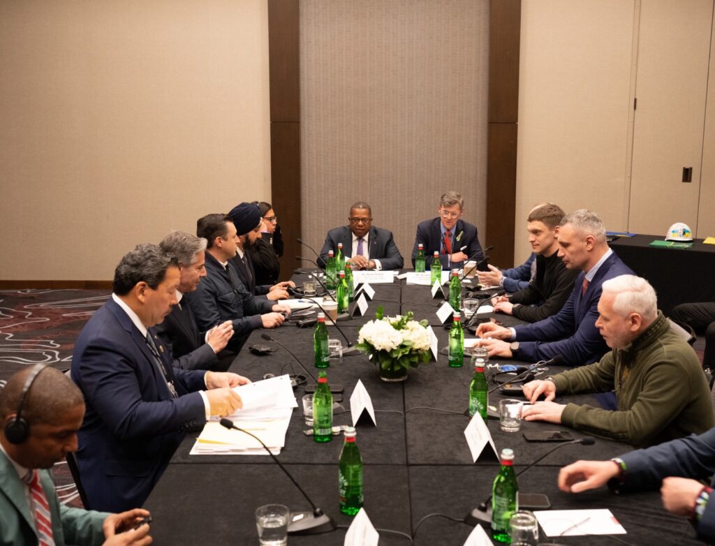 Luis Donaldo @ColosioRiojas se reúne con alcaldes de Ucrania | Reporte Indigo #INFOCOLOSIO