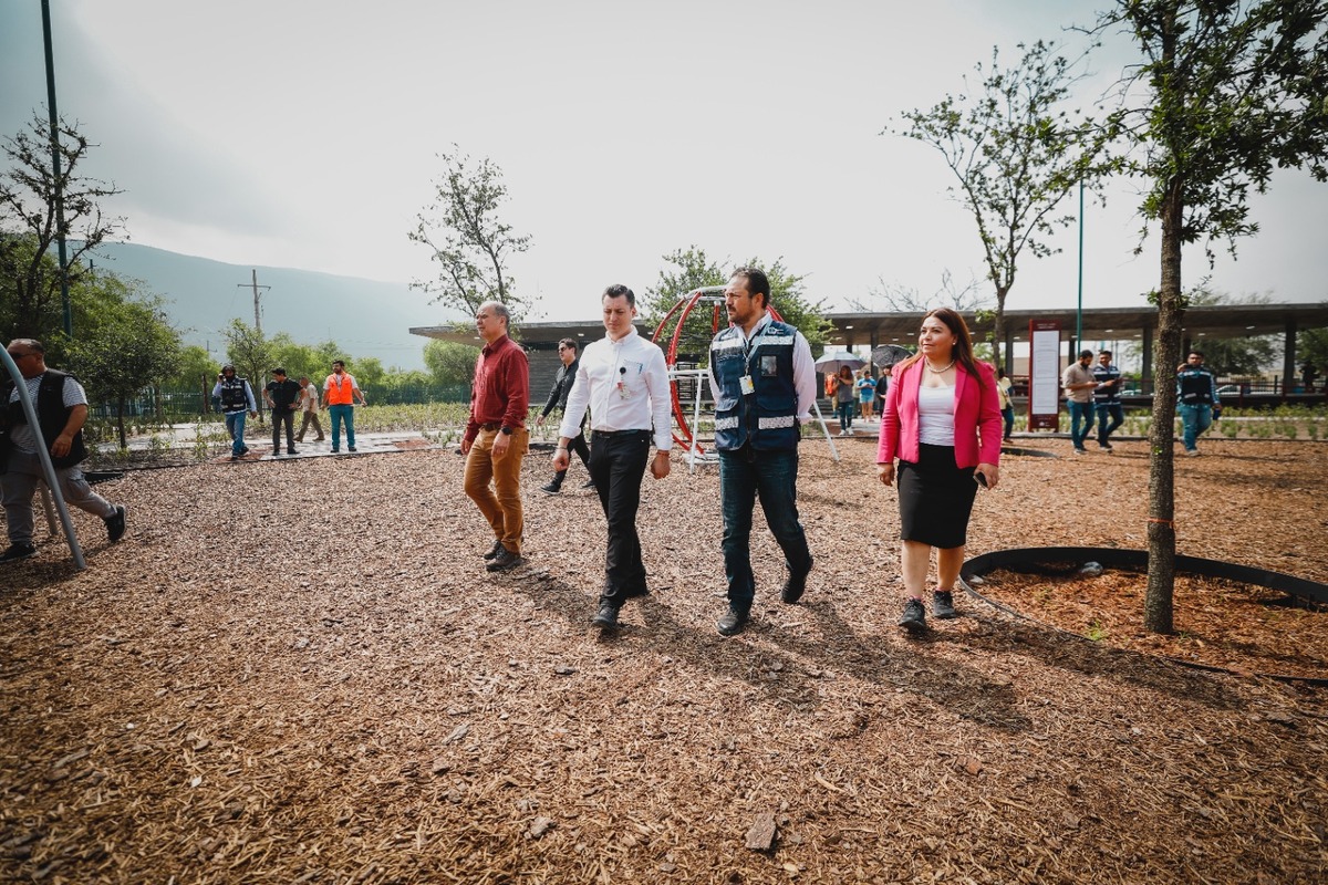Luis Donaldo @ColosioRiojas inaugura Parque Lago al norponiente de Monterrey | Milenio #INFOCOLOSIO