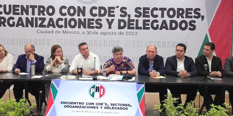 Beatriz Paredes reconoce triunfo irreversible de Xóchitl Gálvez | La Razón