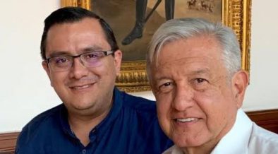 Como a Pío y a Martinazo: David León entregó dinero en un sobre amarillo a un precandidato de Morena a la gubernatura de Chiapas | Latinus