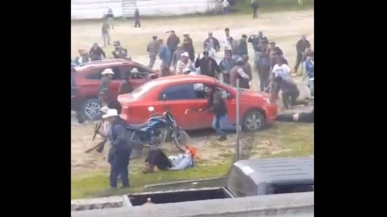 Hartos de #extorsiones, habitantes de Texcaltitlán enfrentan a criminales; hay 11 muertos | Proceso