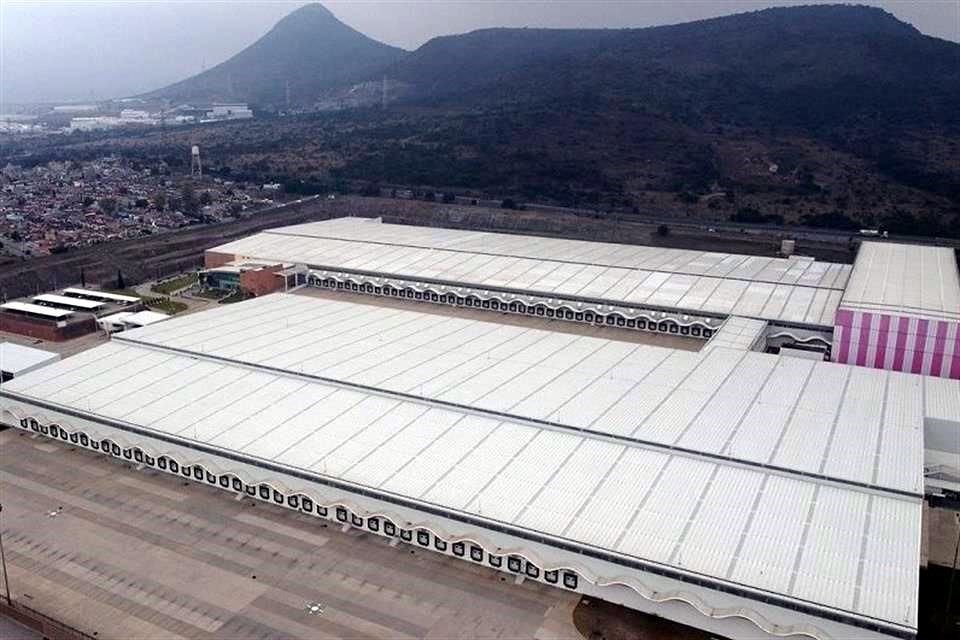 Repartirán #militares medicamentos de megafarmacia | Reforma