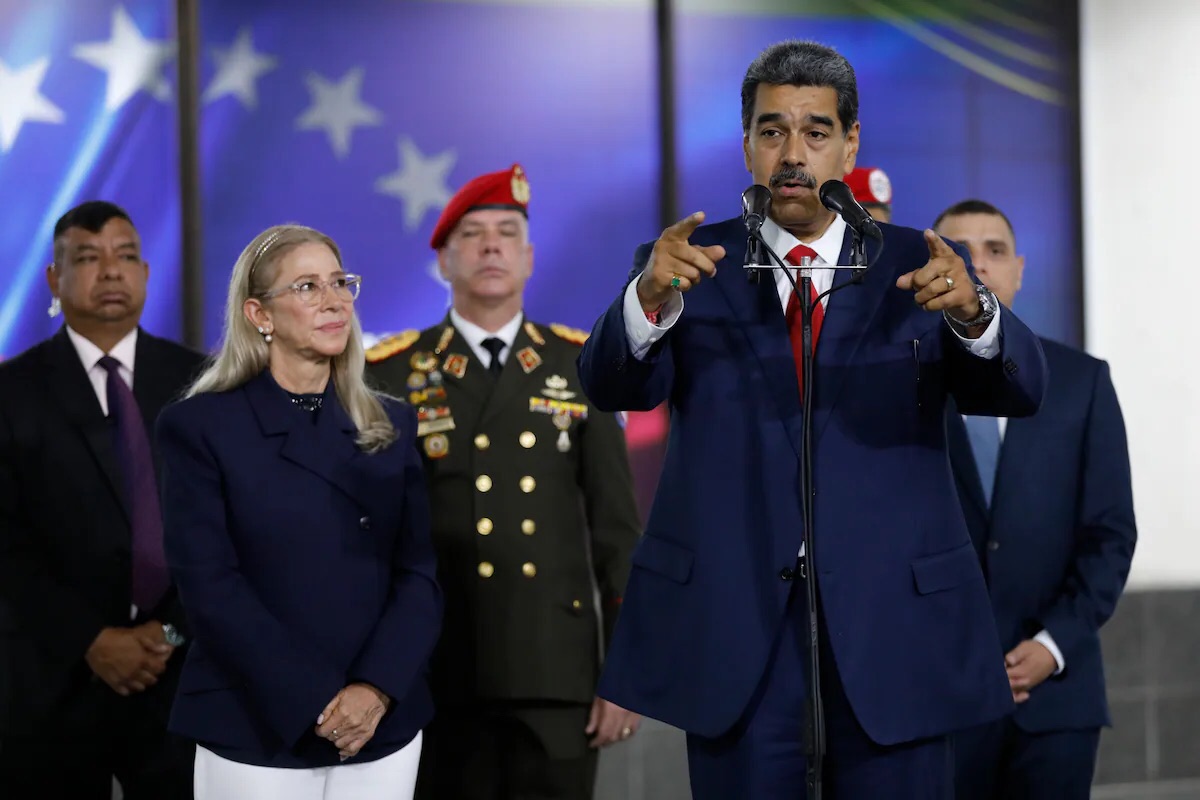 El CNE vuelve a dar como ganador a Maduro sin mostrar las actas con el 96,87% escrutado | EL PAÍS 