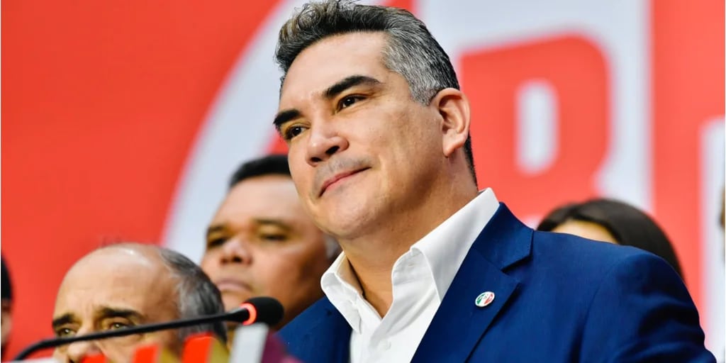 Duro golpe vs Alito Moreno; comisión del #INE rechaza reformas para su reelección en el PRI | Infobae 