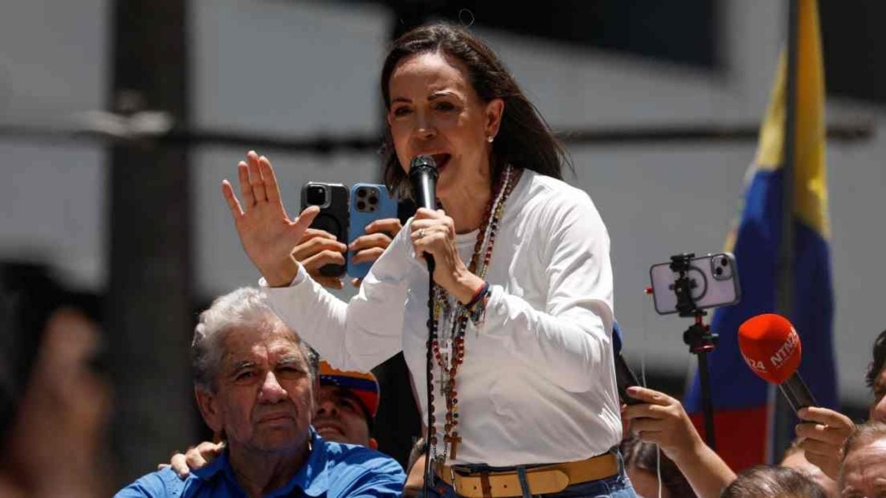#MaríaCorinaMachado exige a EU actuar con firmeza en la crisis venezolana y sancionar a Maduro | Latinus