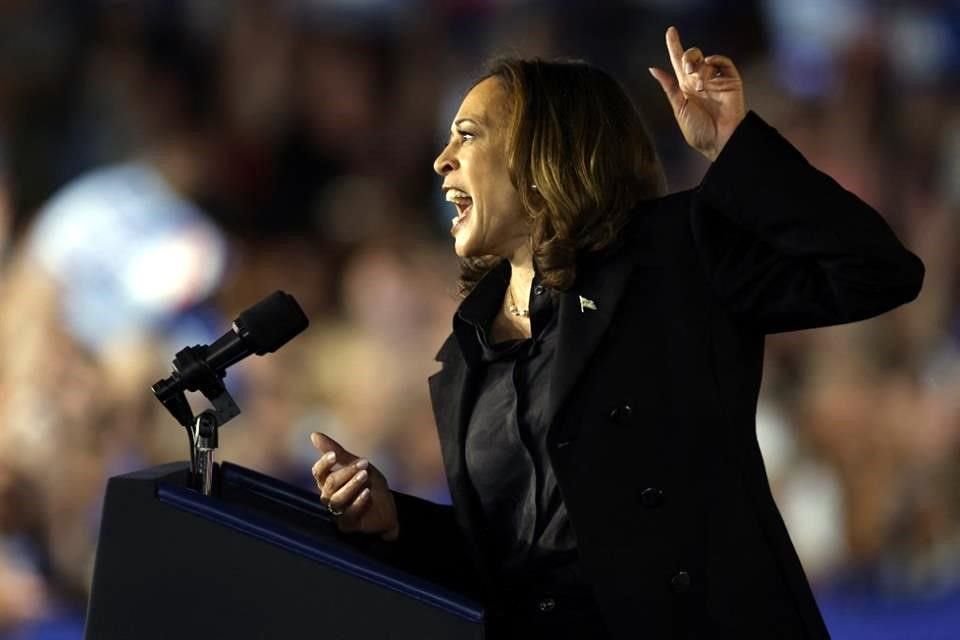 Advierte #Kamala a cárteles mexicanos | Reforma 